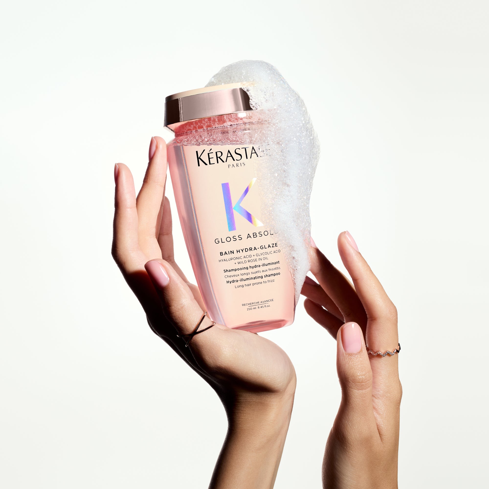 Kérastase Gloss Absolu Bain Hydra-Glaze Shampoo for Frizzy Hair with Shine